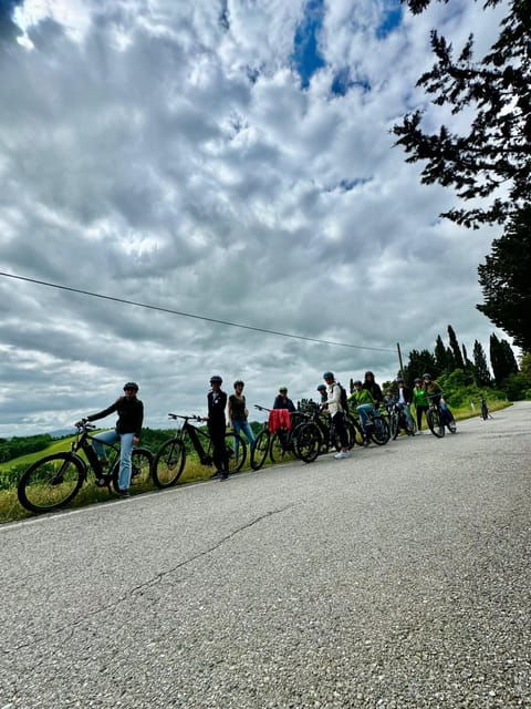 Peccioli (: Goodbye to Bachelorette Party by Bicycle in Tuscany - Preparing for Your Adventure