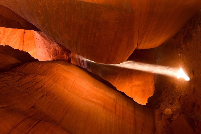 Peekaboo Slot Canyon 4WD Tour - Inclusions