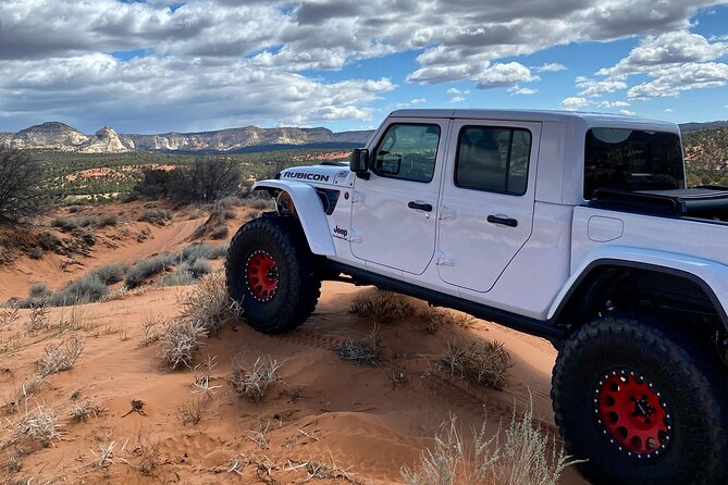 Peekaboo Slot Canyon Jeep Tour - Directions