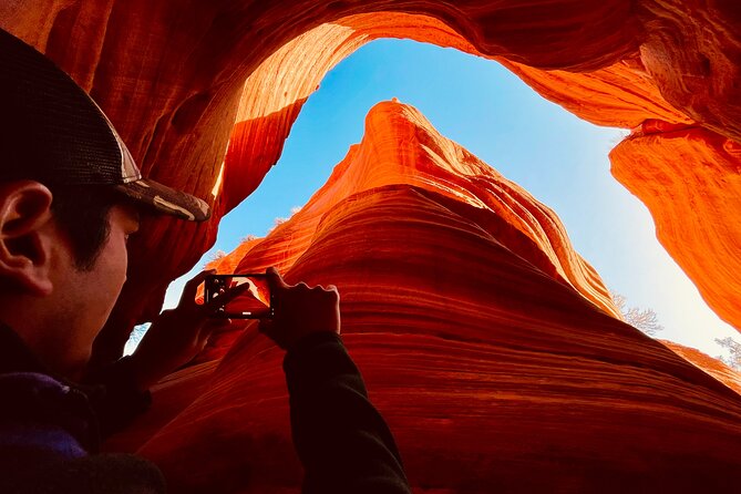 Peekaboo Slot Canyon Tour and Sandboarding UTV Adventure - Meeting and Pickup Information
