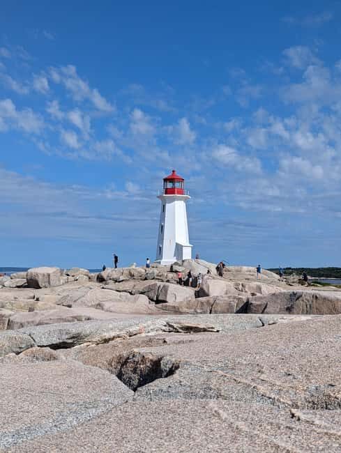 Peggys Cove & Lunenburg + 3 Hidden Gems  Full Day Tour - Good To Know