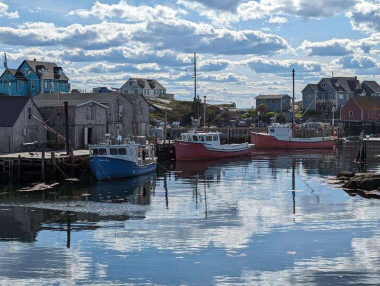 Peggys Cove & Lunenburg + 3 Hidden Gems  Full Day Tour - The Sum Up