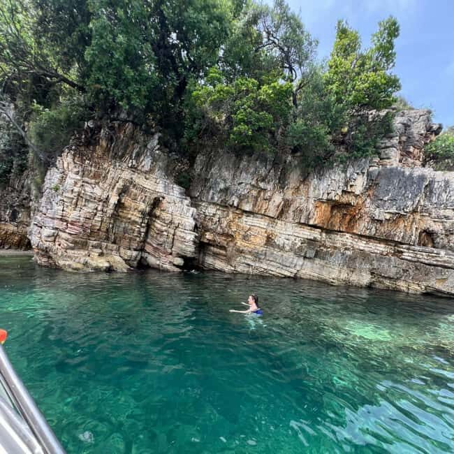 Pelagic Boat Tour7 destinations:drink+Snorkel+Umbrella - Discovering Saranda: Pelagic Boat Tour Review