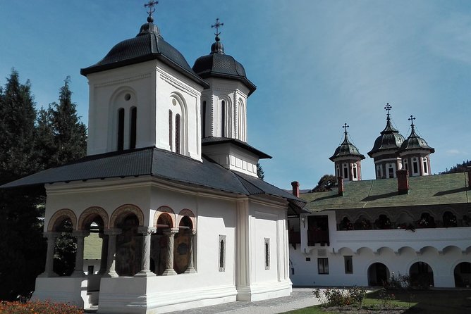 Peles, Bran, Brasov - Enjoy a Full-Day Tour