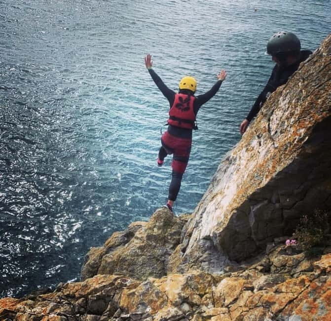 Pembrokeshire: Coasteering Adventure at Stackpole Quay - An Authentic Coasteering Experience in Pembrokeshire