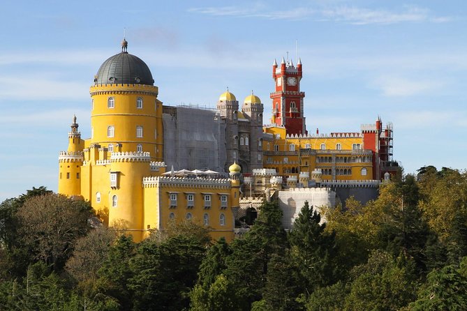 Pena Palace , Sintra and Cascais Tour - Travel With Locals - Highlights