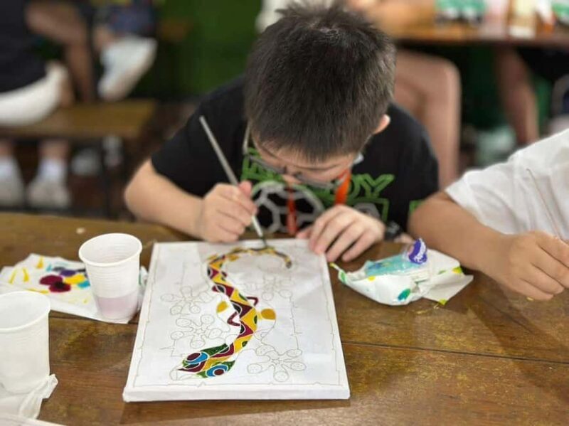 Penang: Balik Pulau Batik Painting & Mini Zoo Petting - The Batik Painting Workshop: A Creative Cultural Stroke