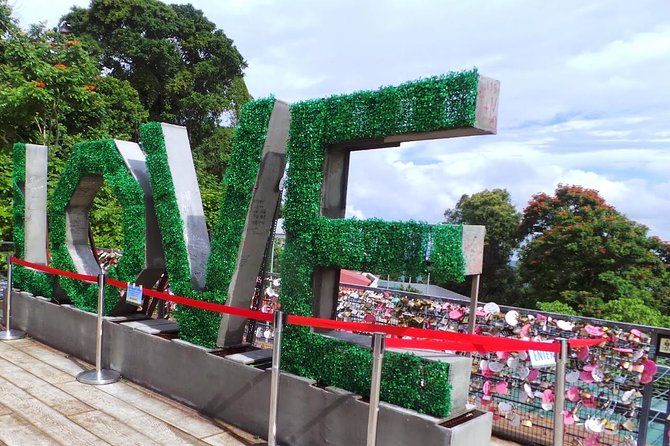 Penang City & Temple Tour With Penang Hill(Fast Lane)& Kek Lok Si - Penang Hill Experience
