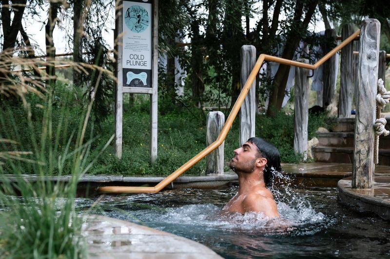 Peninsula Hot Springs Fire, Ice and Bathe Experience - A guided change of temperature