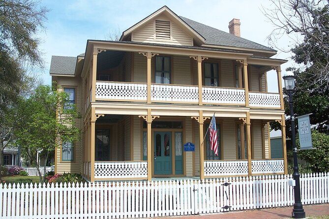 Pensacola Amazing Race Tour & Scavenger Hunt - FAQ