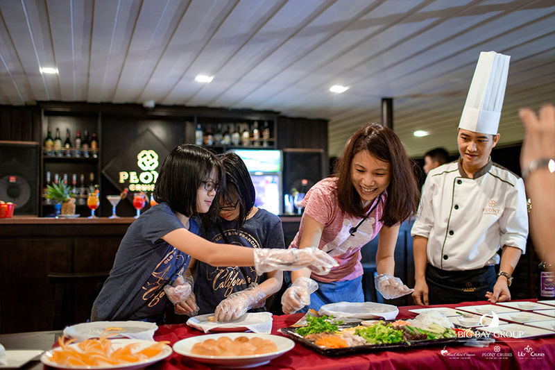 Peony 2D1N Cruise: Ha Long Bay & Lan Ha Bay Tour - Lunch, then a choice at Tra Bau