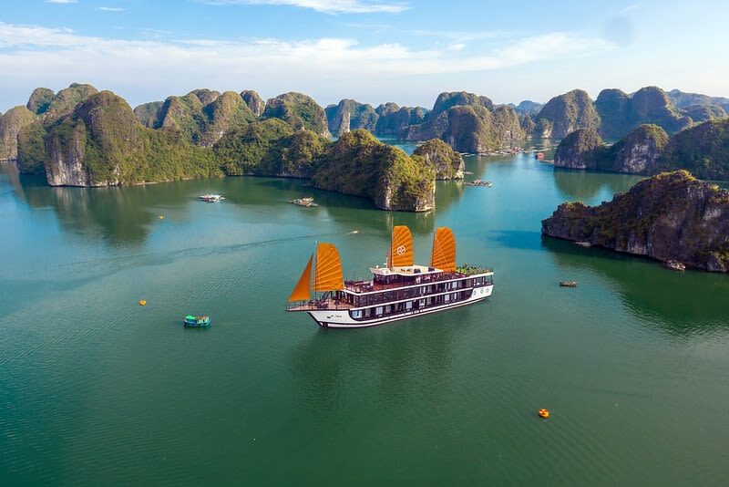 Peony 2D1N Cruise: Ha Long Bay & Lan Ha Bay Tour - Who will get the most from this cruise