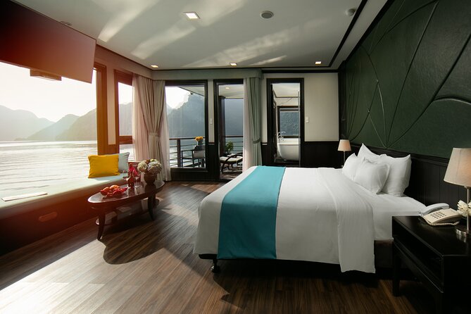 Peony Cruise 5* Lan Hạ Bay 2 Days 1 Night With 2 Ways Transfer - Common Questions