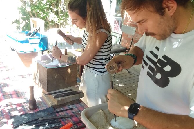 Pequeño Grupo De 2.5 Horas De Tallado De Piedra E Impresión En Bloque - Taller - Madrid - Hands-On Experience and Techniques