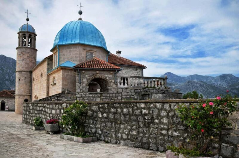 Perast: Charms of the Baroque Town & Taste of the Sea - A Complete Dive into the Experience