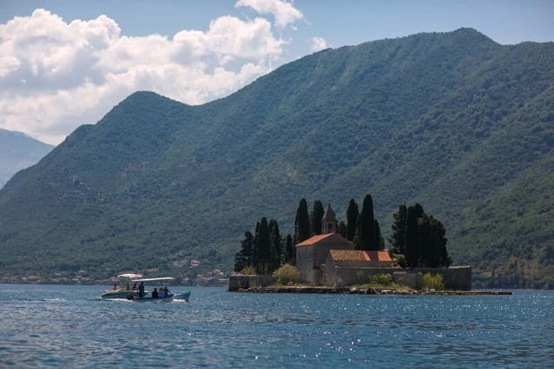 Perast Kotor Bay: boat ride to Our lady of the Rocks & back - FAQ