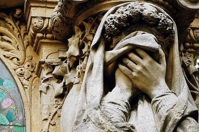 Pere Lachaise Cemetery Paris - Exclusive Guided Walking Tour - Common Questions