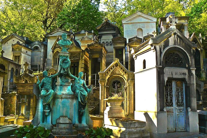 Pere Lachaise Cemetery Private Walking Tour - Cancellation Policy