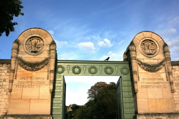 Père Lachaise Cemetery Tour, Tales From the Graves & Crepes - Frequently Asked Questions