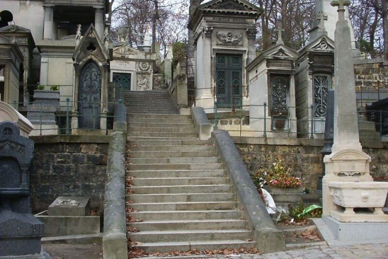 Père Lachaise Cemetery Walking Tour - Semi-Private 12ppl Max - What Makes This Tour Stand Out?