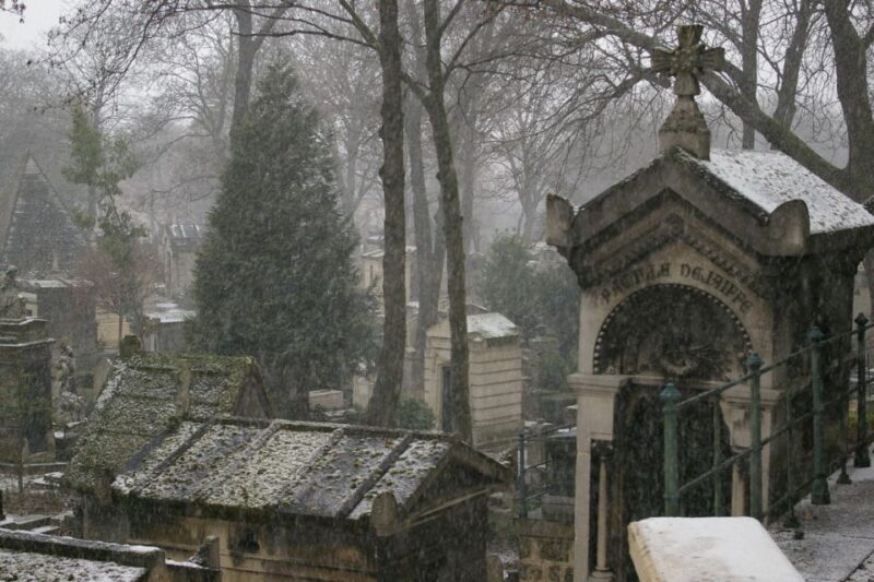 Père Lachaise Cemetery Walking Tour - Semi-Private 12ppl Max - What to Expect: An Authentic Walk Through History