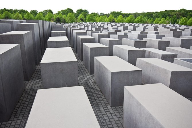 Perfect Day in Berlin Highlights Tour With a Car and Guide - Must-Visit Landmarks