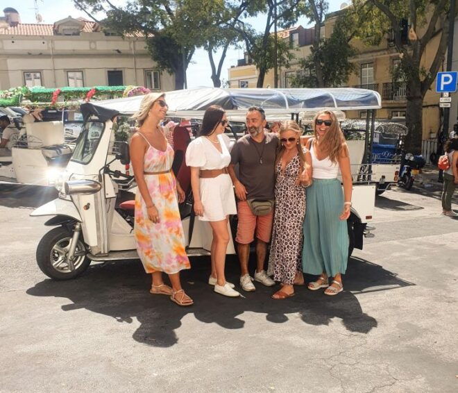 Perfect Tour for Your First Day in Lisbon - Experience Description