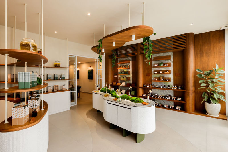 Perfume, Candle And Room Spray Making Class at Umah Living Bali - A hands-on scent class in Kerobokan