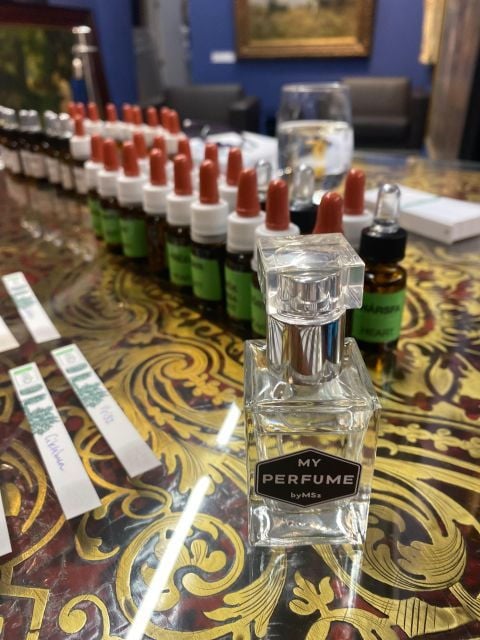 Perfume Creating Workshop in the city center - FAQs