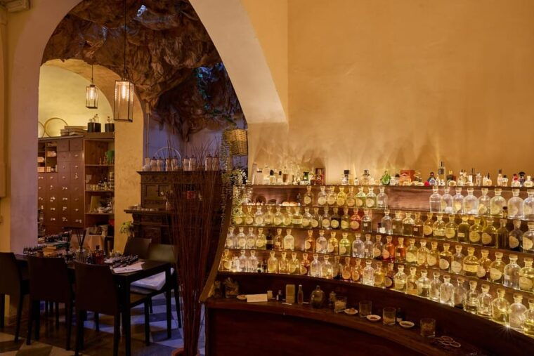 Perfume Making Workshop in the Heart of Florence - Creating Your Personalized Perfume