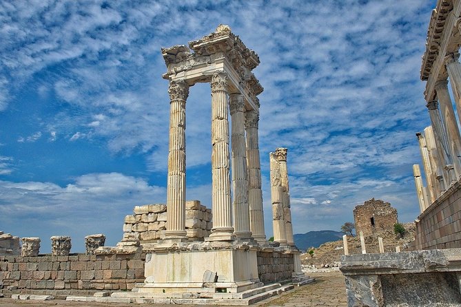 Pergamon Tour - Customer Reviews