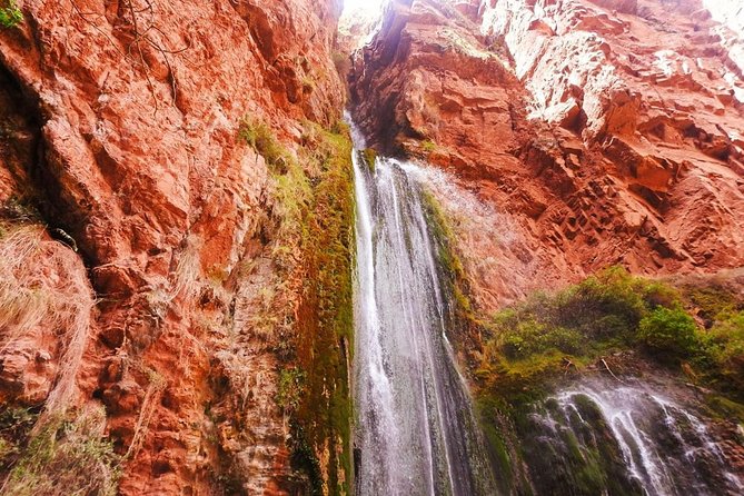 Perolniyoc Waterfall Trek 1 Day - Huaynas Expeditions - Inclusions and Exclusions