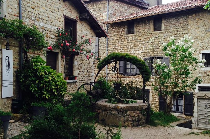 Pérouges & Annecy Private Day Trip With Food Tasting From Lyon - Customer Testimonials