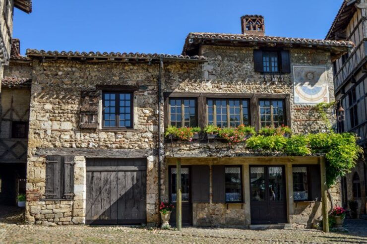 Pérouges : Medieval Village Private Guided Tour - Experience Details