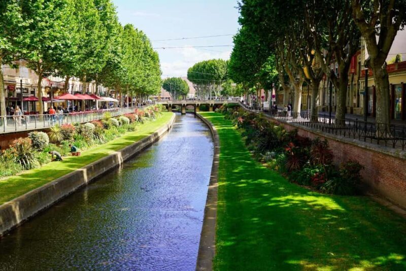 Perpignan: Express Walk with a Local in 60 minutes - The Sum Up