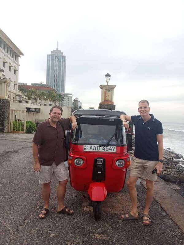 Personal Guided Colombo City Tour by Tuk Tuk - All Inclusive - What to Expect from the Experience
