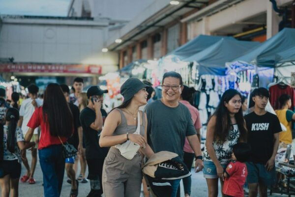 Personal Tour Guide in Manila Makati, Philippines - Discovering Bgc