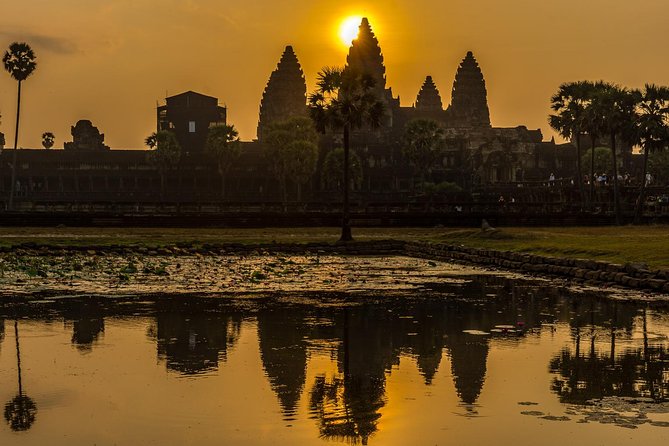 Personalised Angkor Wat Sunrise Tour by an Air-Conditioned Car - Private Guide Experience