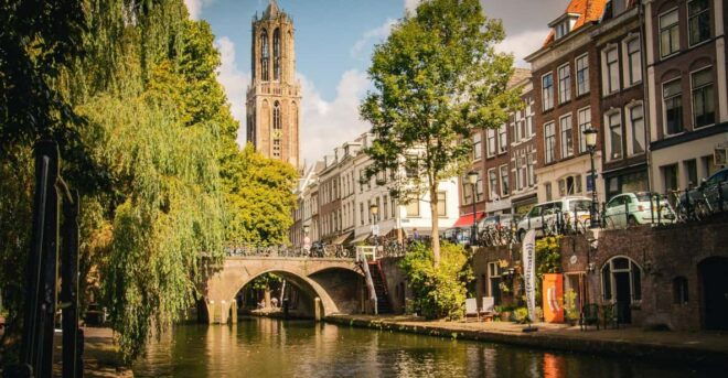Personalized & Private Tour: We Show You Our Utrecht - Experience and Personalization