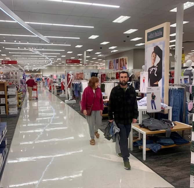 Personalized Shopping Tour in Miami - FAQ