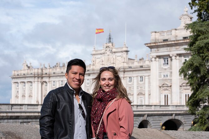 Personalized Tour Around Madrid in Tuk Tuk - Meeting Point Information