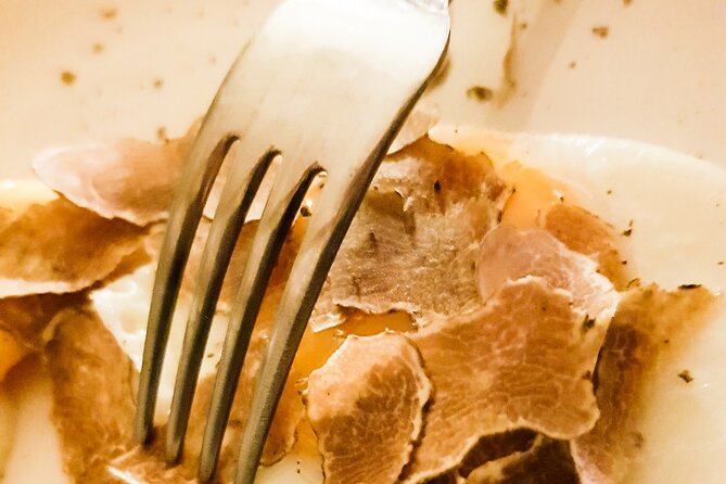Personalized Wine and Food Experiences in Alba - Recommendations and Directions