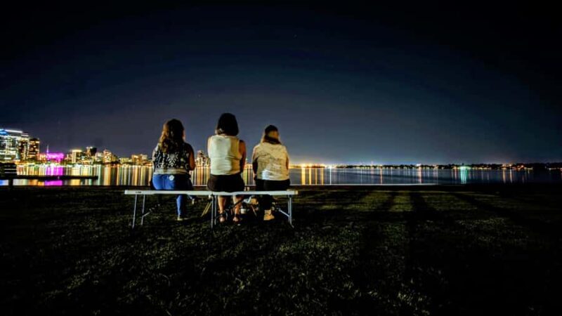 Perth: City of Lights Tour with Dessert - Good To Know