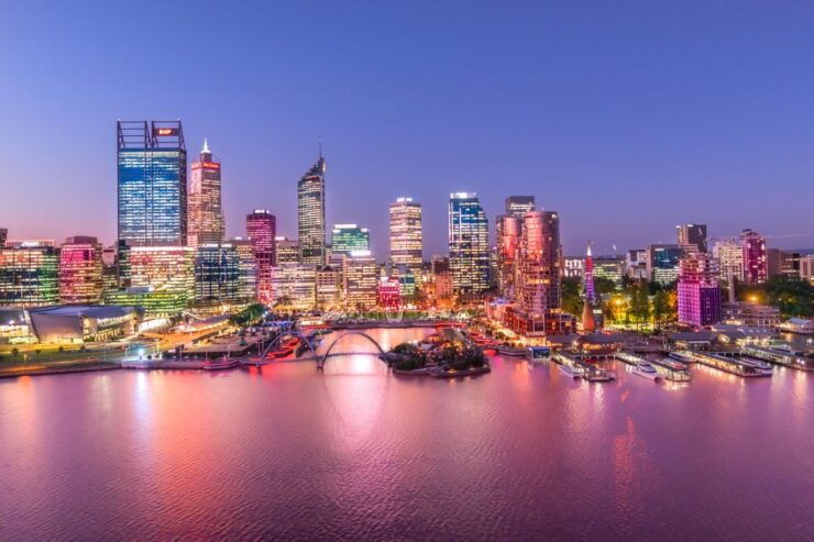 Perth: City Sights, Coins & Bells Tour - Experience Highlights