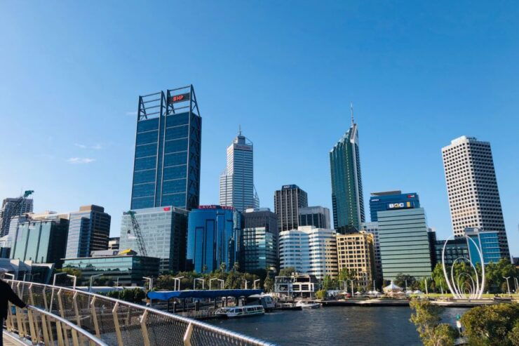 Perth: First Discovery Walk and Reading Walking Tour - Tour Highlights