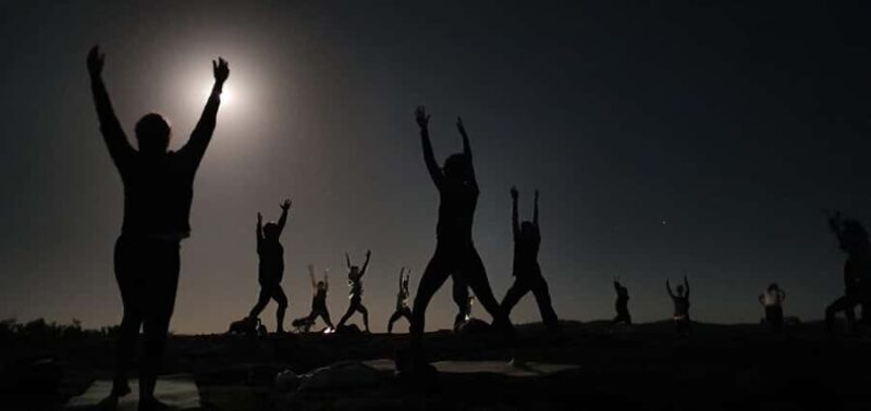 Perth: Full Moon Yoga Hiking Experience - An In-Depth Look at the Full Moon Yoga Hiking Experience
