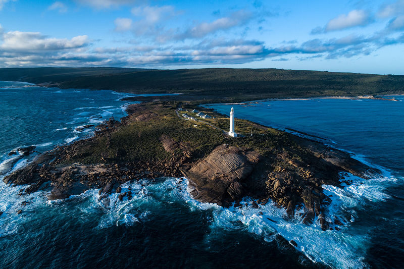 Perth Margaret River 2-Day Discovery with Lighthouse & Wineries - A two-day route that earns its long drive