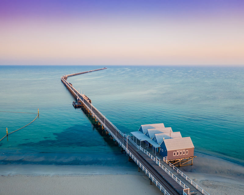 Perth: Sinkhole Cave, Margaret River, Busselton Jetty & Stargazing - Lavender scones before the jetty