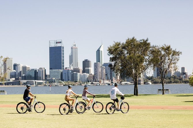 Perth's Foreshores by Bike - Bushland, History & City Vistas - Guided Bike Tour of Perths Landmarks