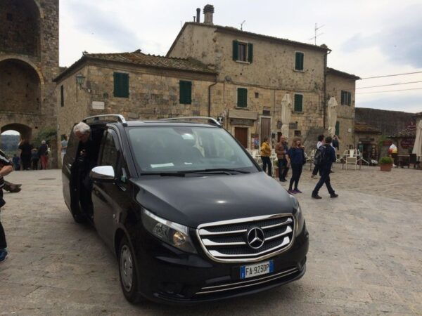 Perugias Airport Transfer to Assisi Perugia by Car or Vans - Customer Support